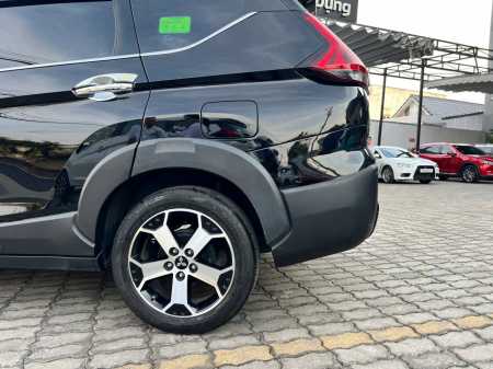 XPANDER CROSS ĐEN 2022z7761921811945_a04c999939eb429b0dc2eae5f5fbb256